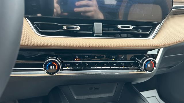 New 2026 Chevrolet Equinox ACTIV image 25