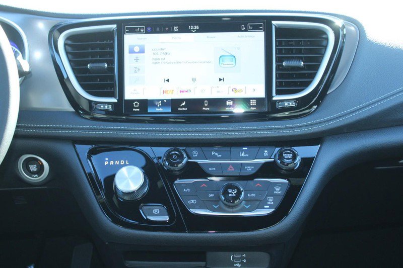 New 2026 Chrysler Pacifica Select image 7