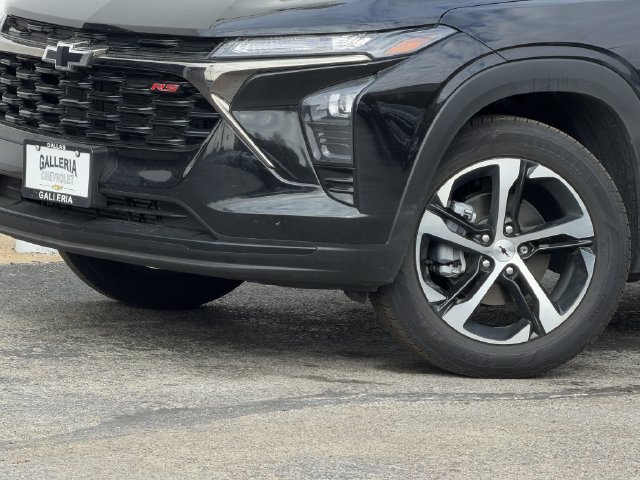 New 2026 Chevrolet Trax RS FWD image 7