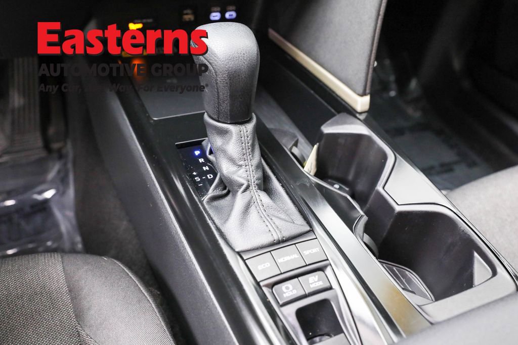 Used 2025 Toyota Camry LE image 13