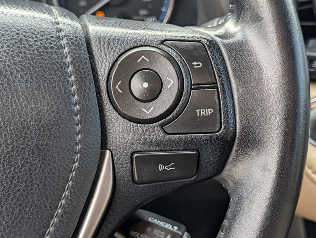 Used 2016 Toyota RAV4 Limited FWD image 18