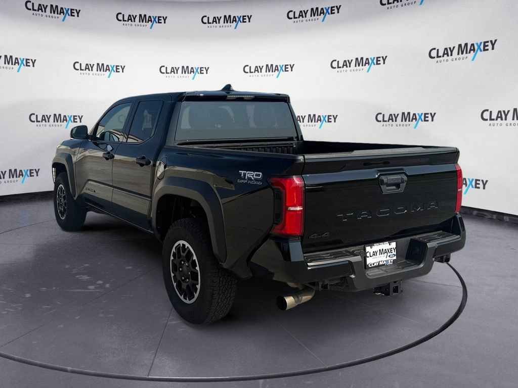 Used 2025 Toyota Tacoma TRD Off-Road AWD/4WD image 3