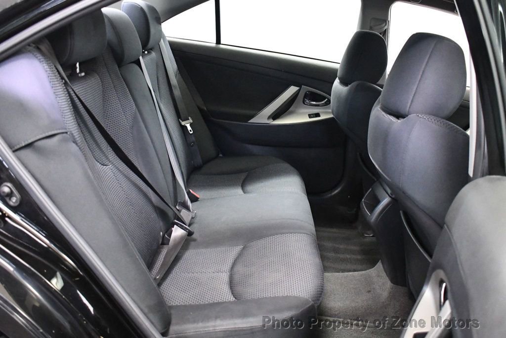 Used 2010 Toyota Camry FWD image 16
