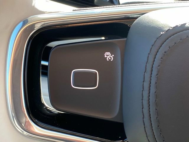 New 2026 Lincoln Navigator Reserve AWD/4WD image 16