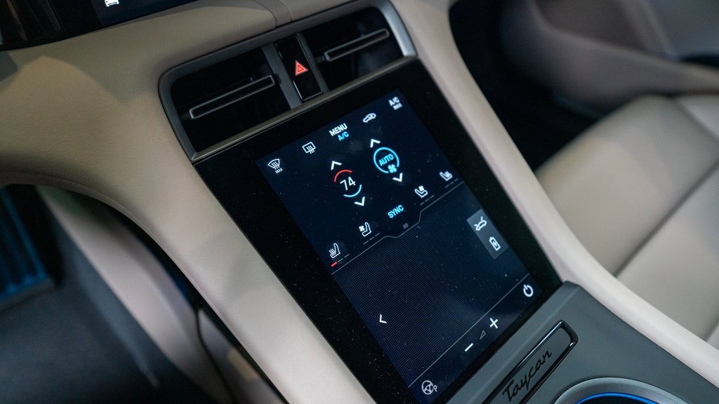 New 2025 Porsche Taycan image 23