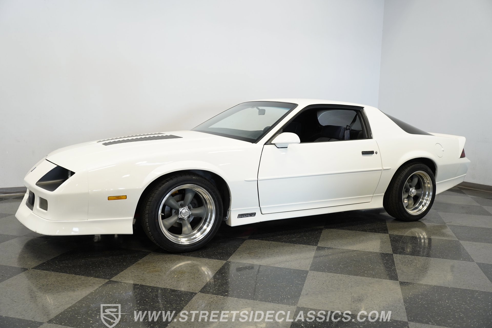 Used 1988 Chevrolet Camaro LT image 6