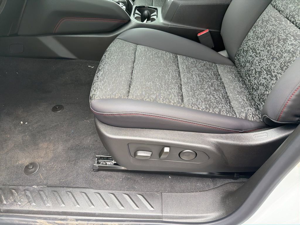 New 2026 Chevrolet Colorado Z71 w/ Midnight Edition image 16