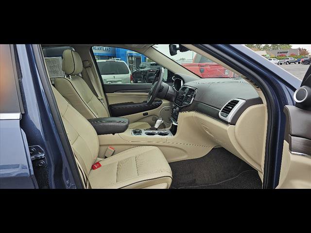 Used 2020 Jeep Grand Cherokee Summit w/ Platinum Series Group AWD/4WD image 10