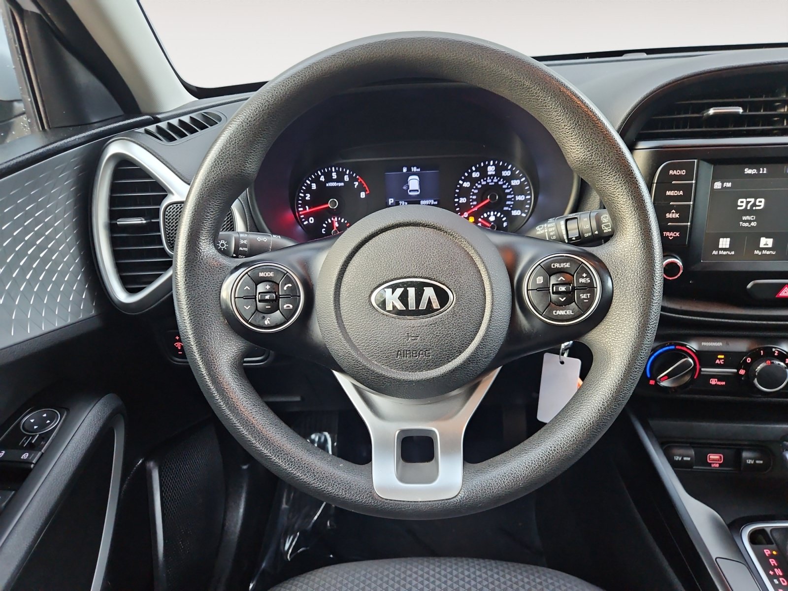 Used 2020 Kia Soul LX FWD image 4