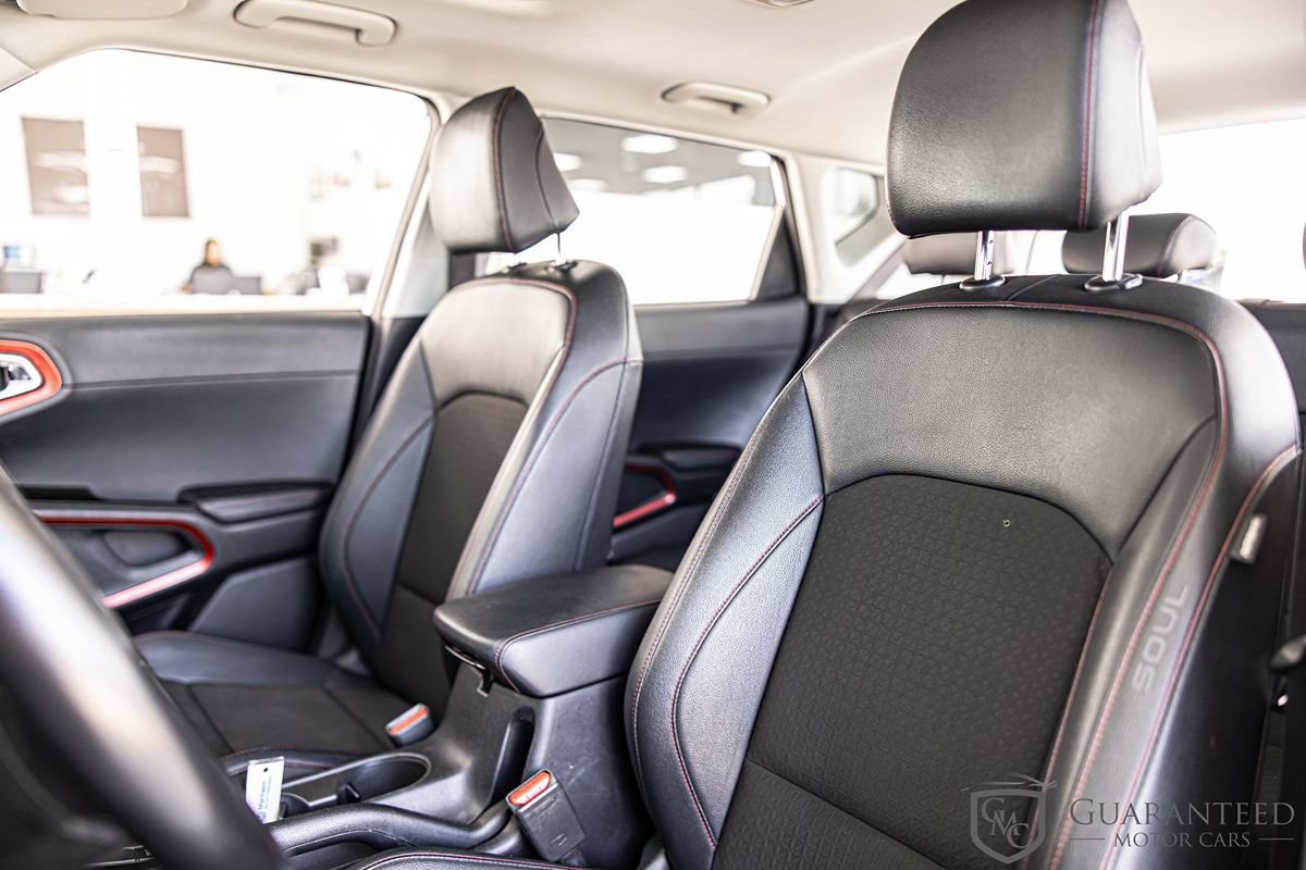 Used 2023 Kia Soul GT-Line FWD image 18