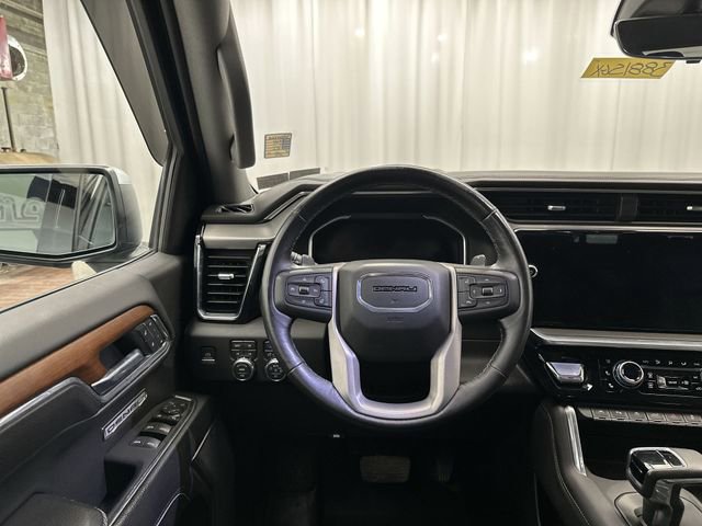 Used 2022 GMC Sierra 1500 Denali w/ Technology Package AWD/4WD image 14
