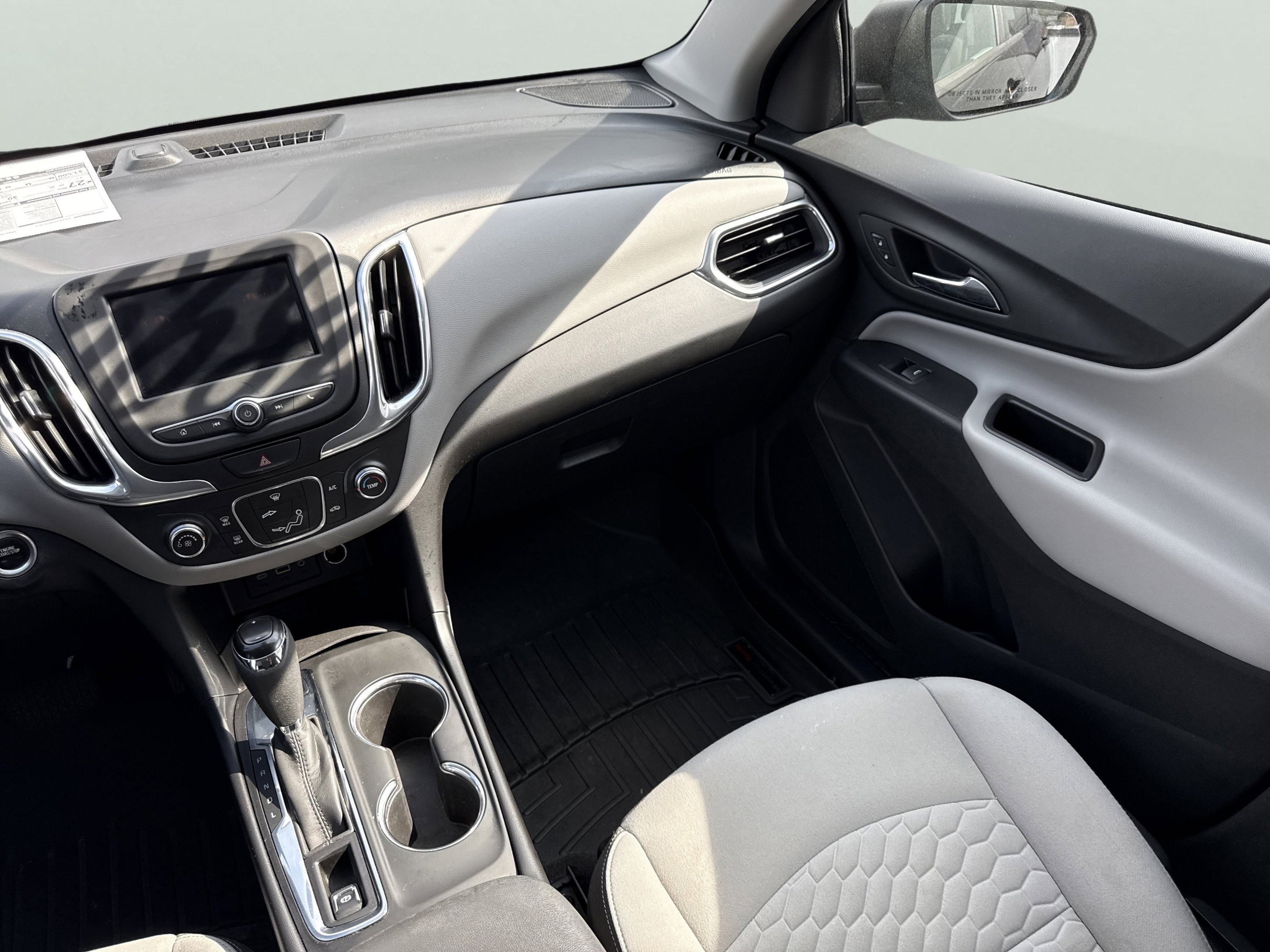 Used 2020 Chevrolet Equinox LS image 13