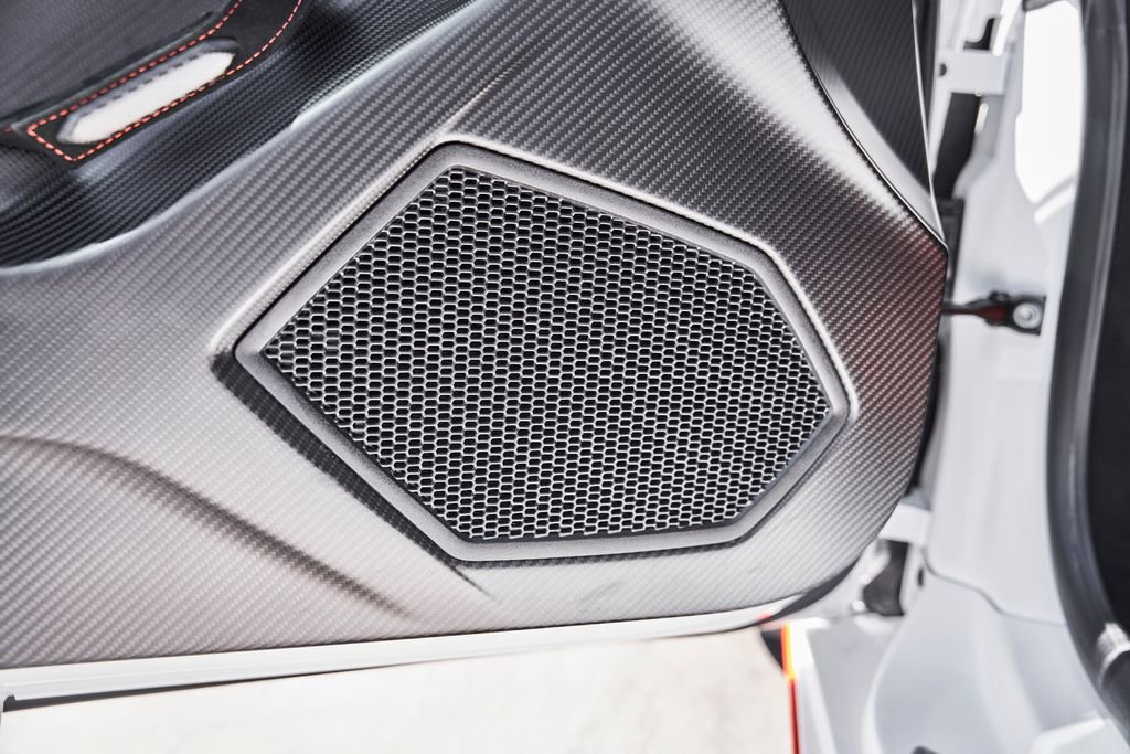 Used 2024 Lamborghini Huracan STO RWD image 42