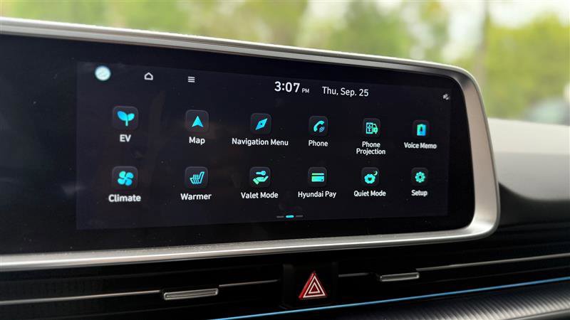 Used 2023 Hyundai Ioniq 6 SEL image 25