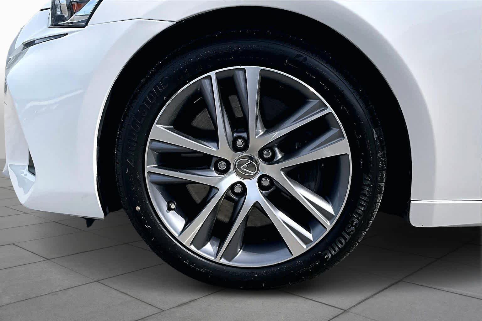 Used 2020 Lexus IS 300 w/ Accessory Package 2 image 10