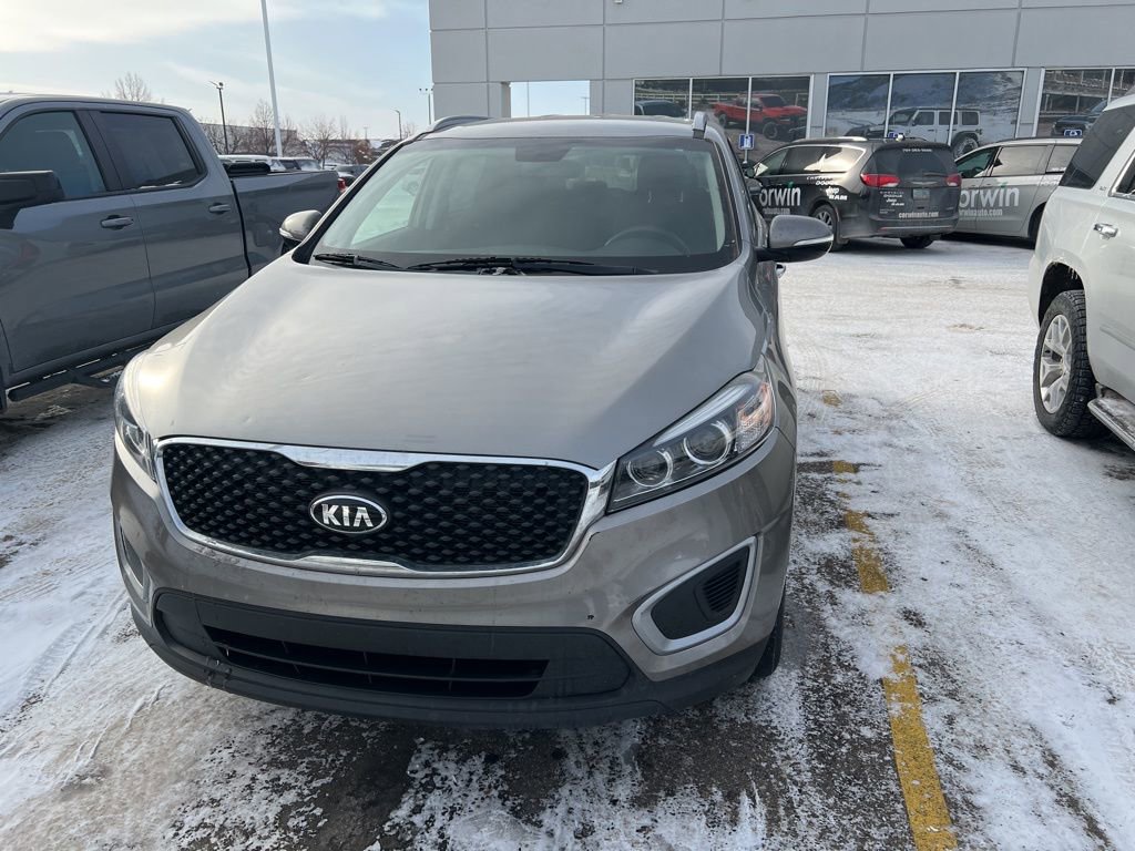 Used 2018 Kia Sorento LX image 6
