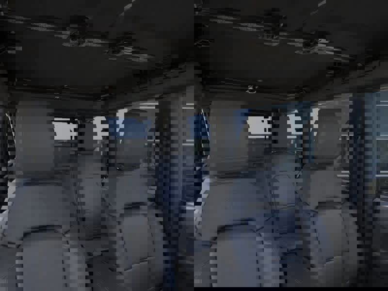 Used 2025 Ford Bronco Big Bend image 12