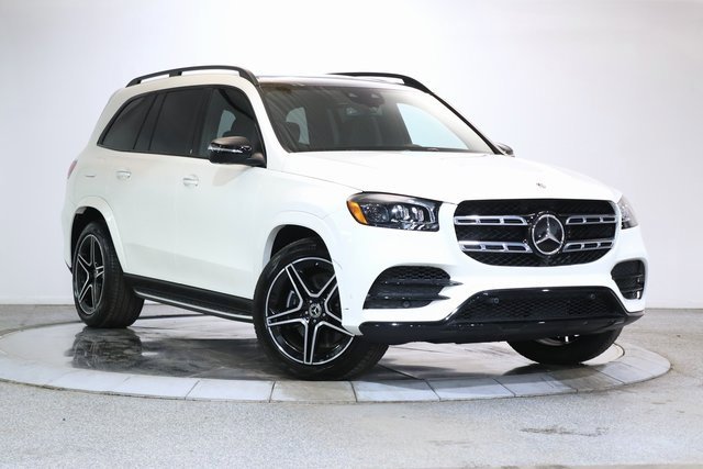Used 2022 Mercedes-Benz GLS 580 4MATIC image 1
