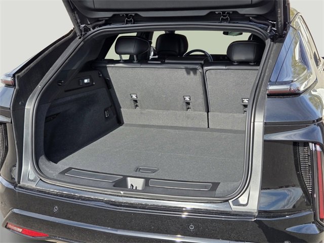 New 2026 Cadillac Lyriq Sport image 17