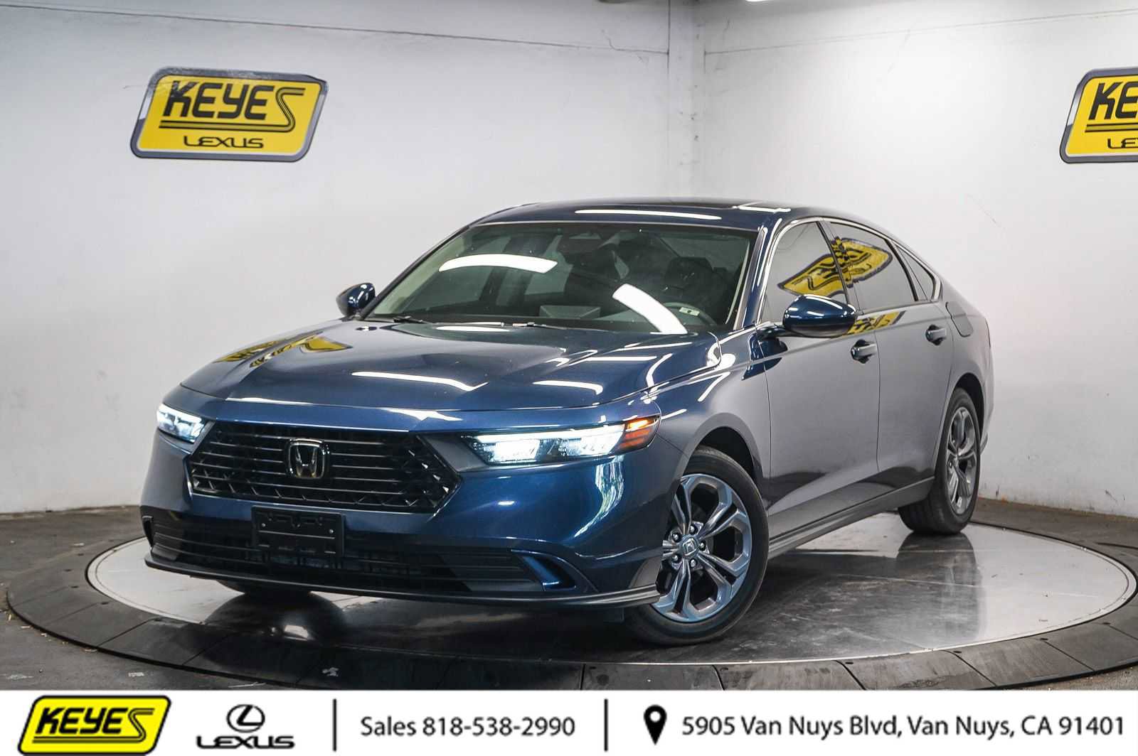 Used 2023 Honda Accord EX image 1