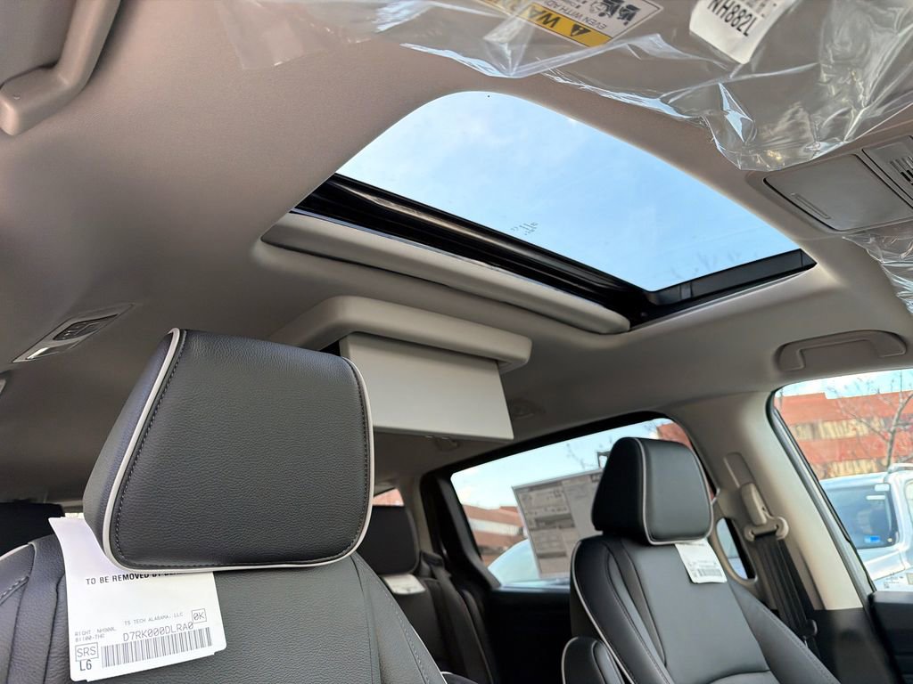 New 2026 Honda Odyssey Touring image 12