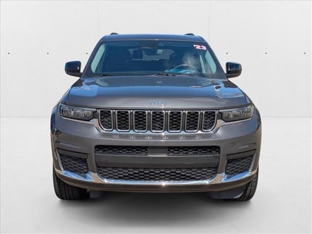 Used 2023 Jeep Grand Cherokee L Laredo image 2