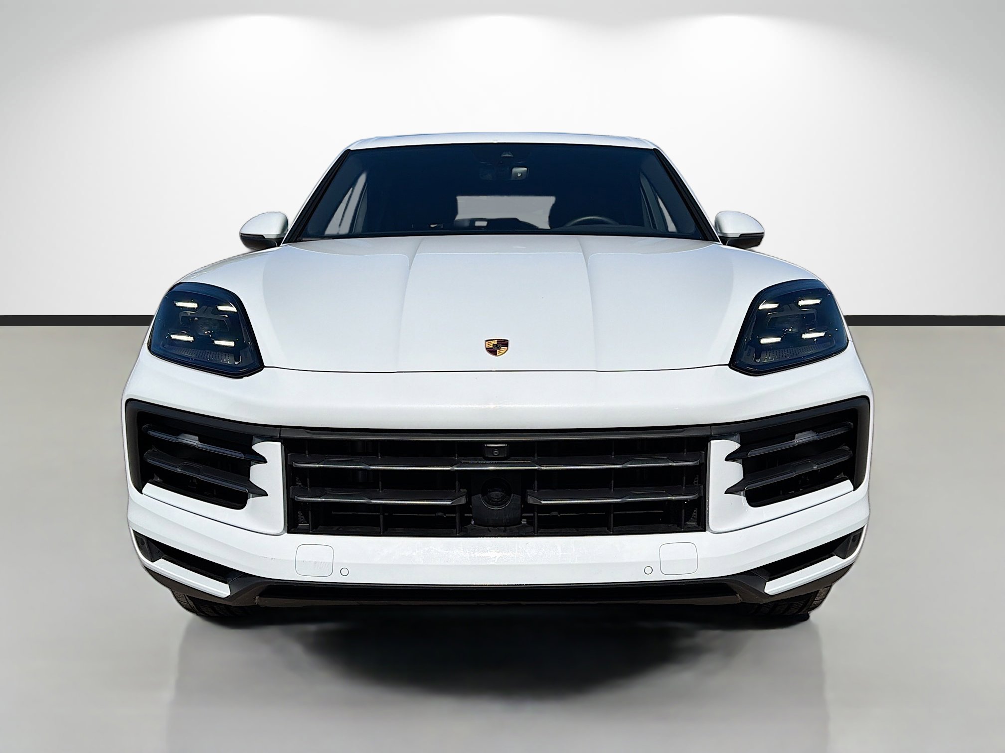 Used 2025 Porsche Cayenne image 8