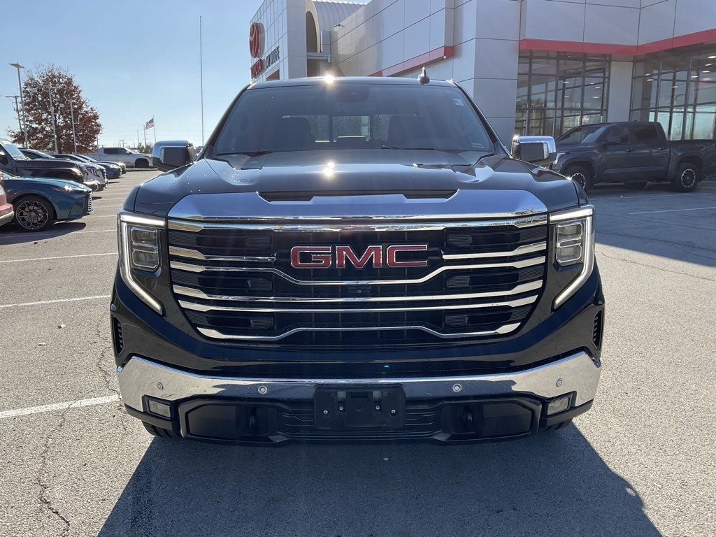 Used 2022 GMC Sierra 1500 SLT w/ SLT Premium Plus Package image 2