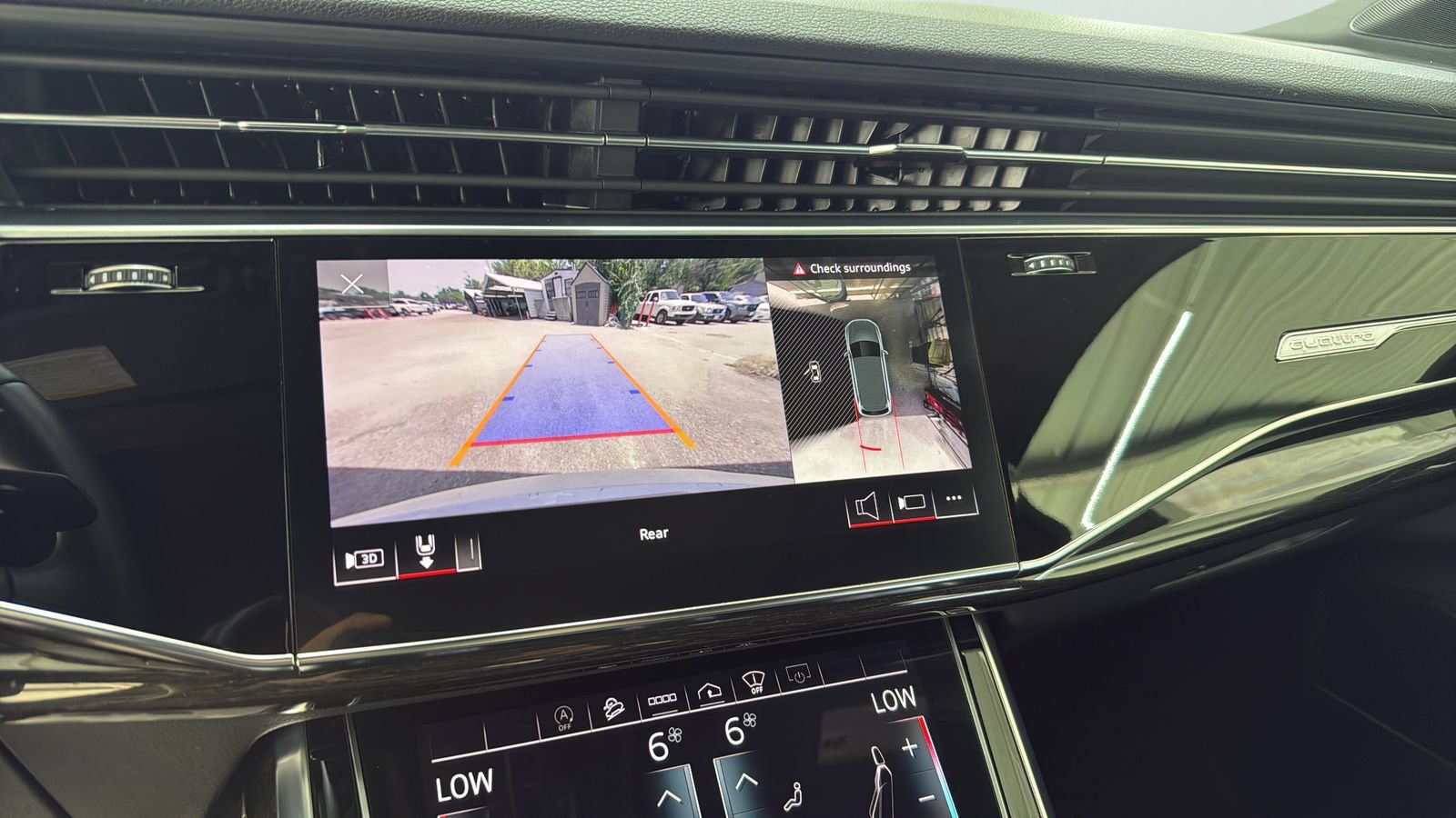 Used 2022 Audi Q7 3.0T Prestige AWD/4WD image 16