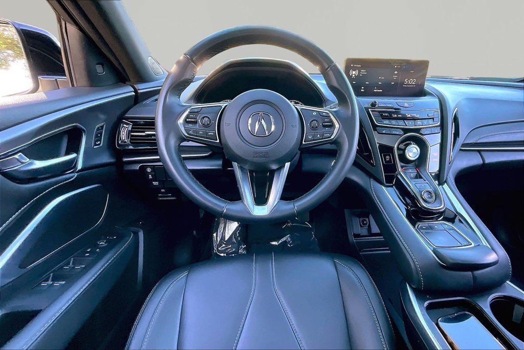 Used 2025 Acura RDX SH-AWD image 9