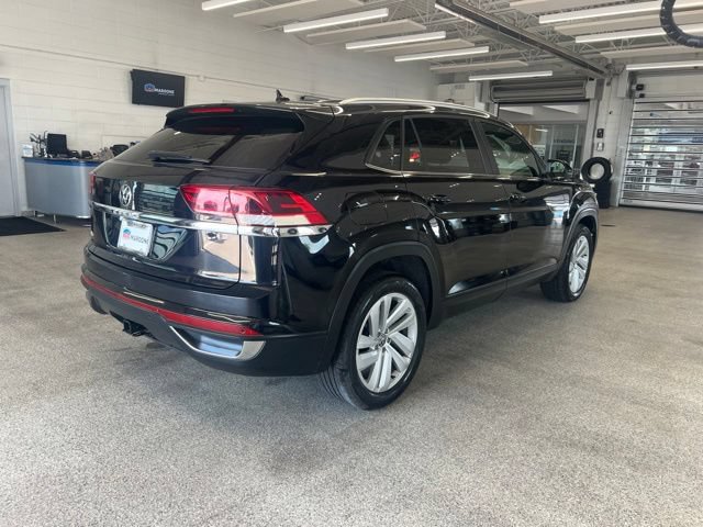 Used 2023 Volkswagen Atlas Cross Sport SE FWD image 5