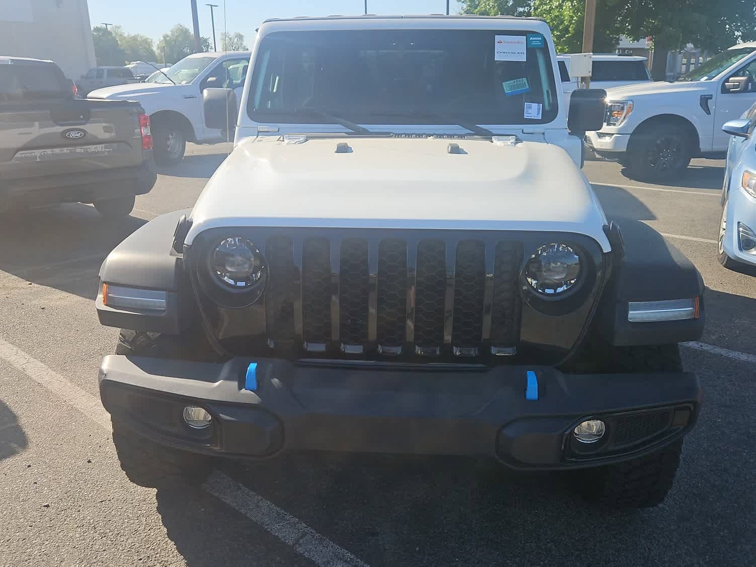 Used 2023 Jeep Wrangler Unlimited w/ 8.4" Radio Group AWD/4WD image 4