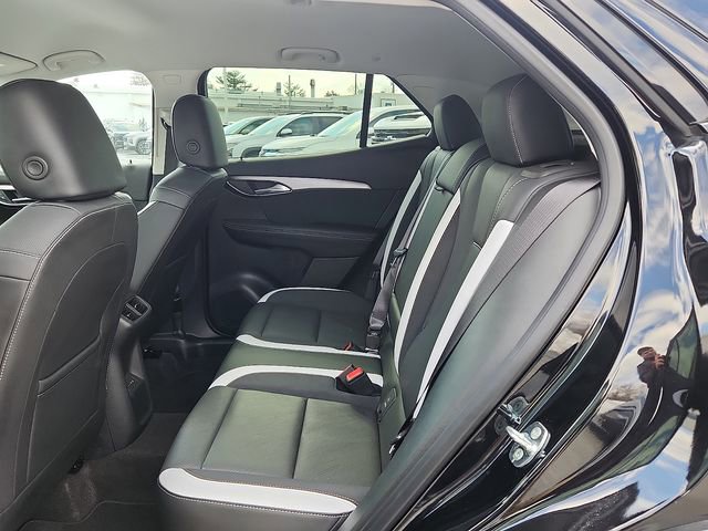 Certified 2025 Buick Envision Sport Touring image 10