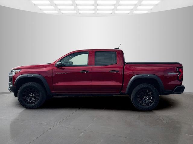 Used 2025 Chevrolet Colorado Trail Boss AWD/4WD image 4