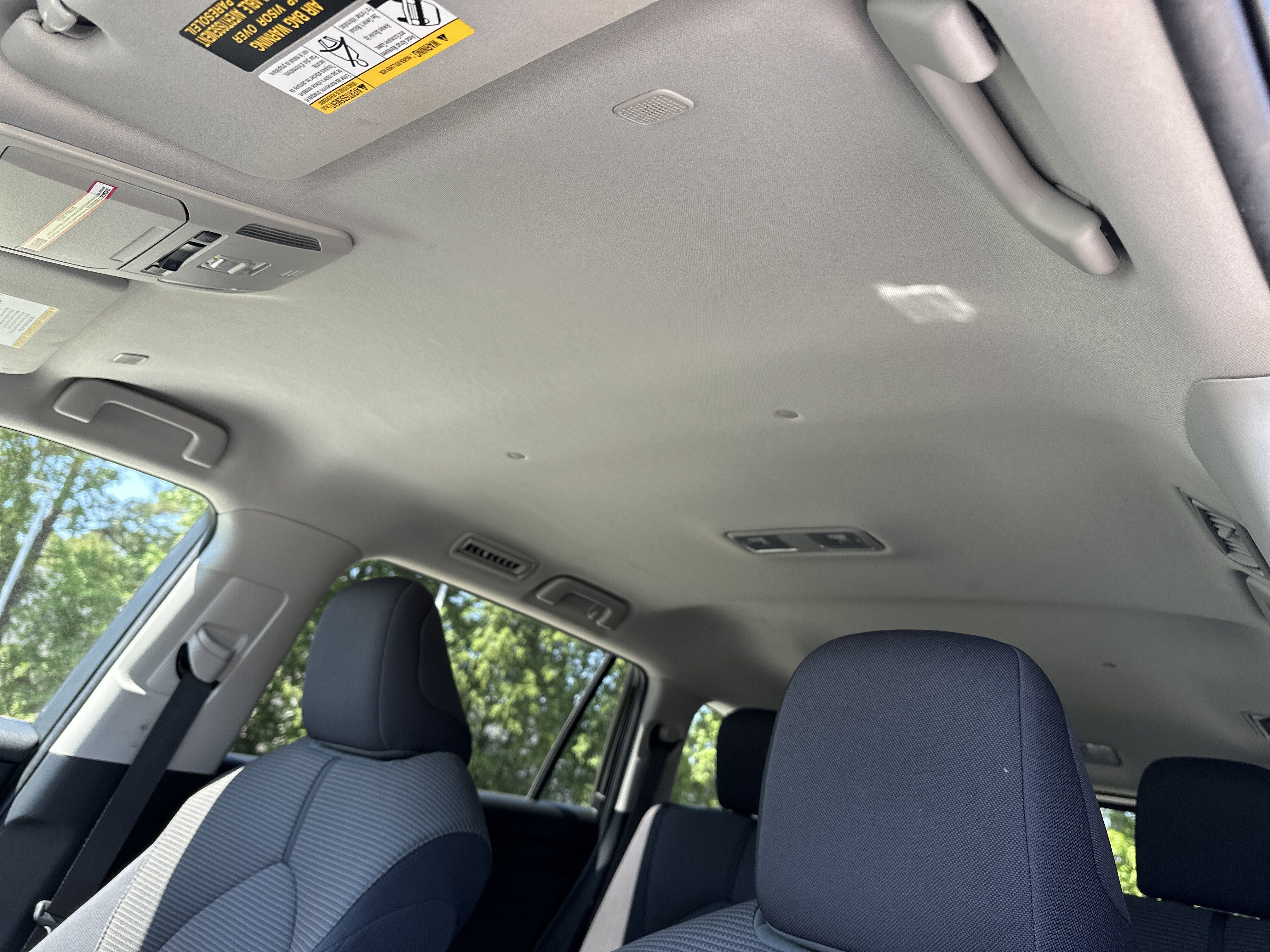 Used 2023 Toyota Highlander L FWD image 28
