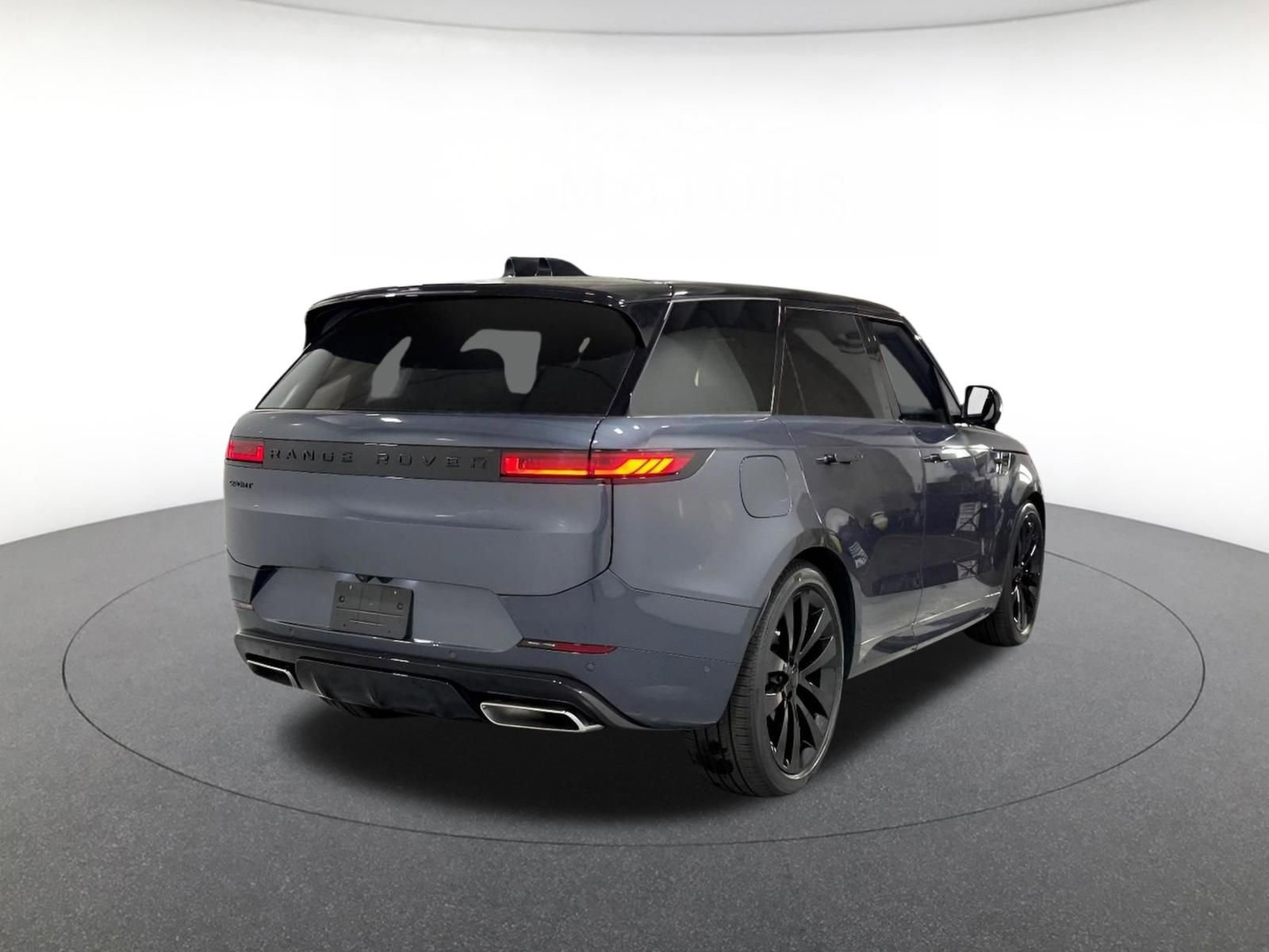 New 2026 Land Rover Range Rover Sport Dynamic SE image 5