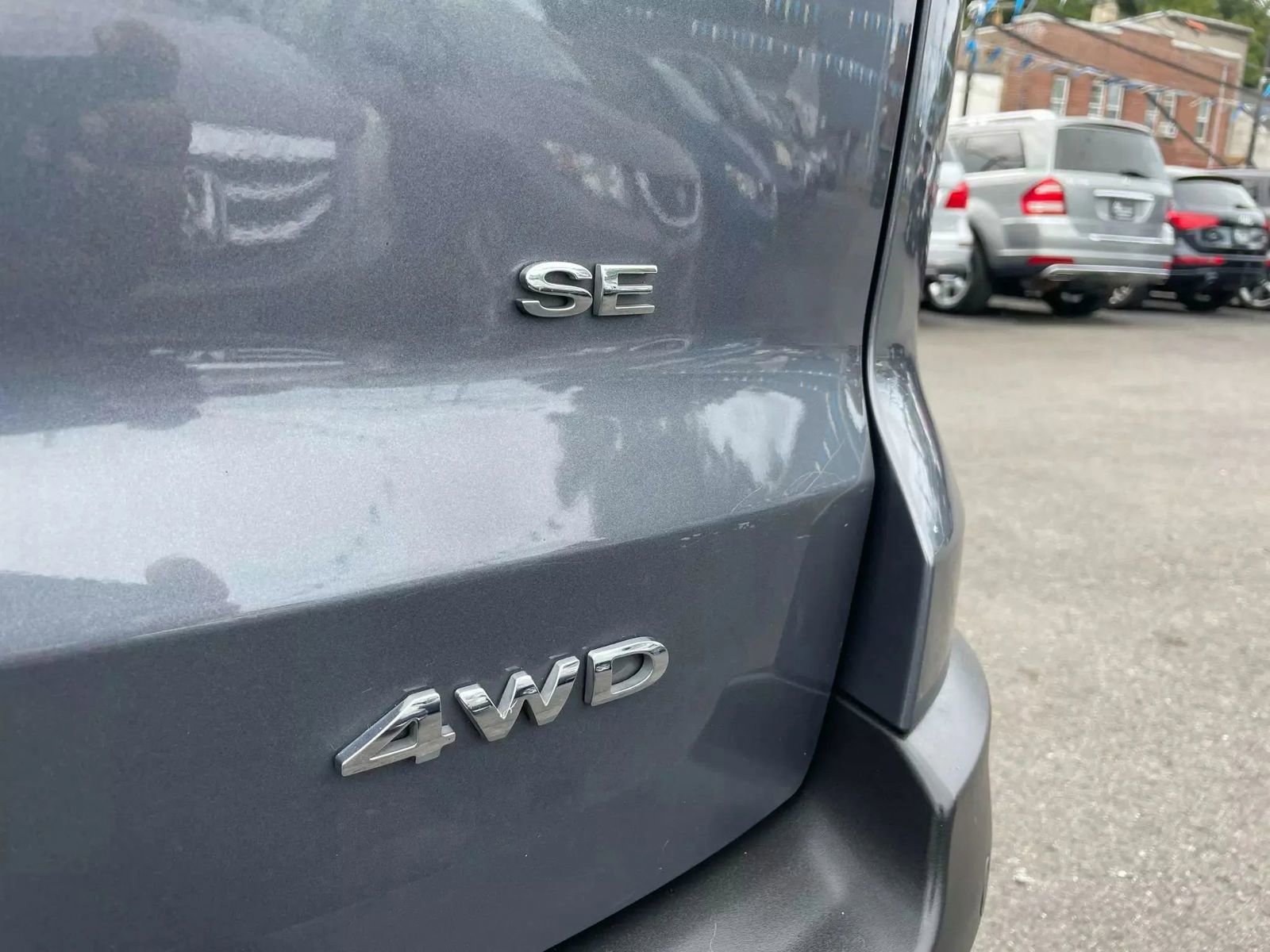 Used 2018 Ford EcoSport SE w/ SE Convenience Package image 14