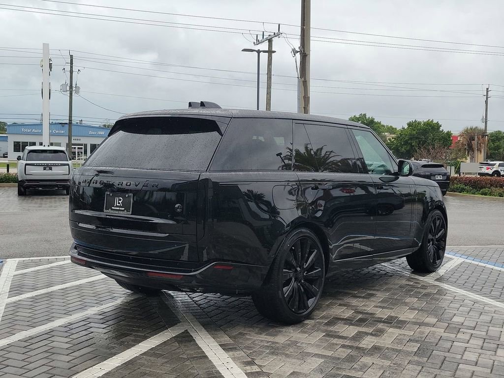 New 2026 Land Rover Range Rover Long Wheel Base SV image 5