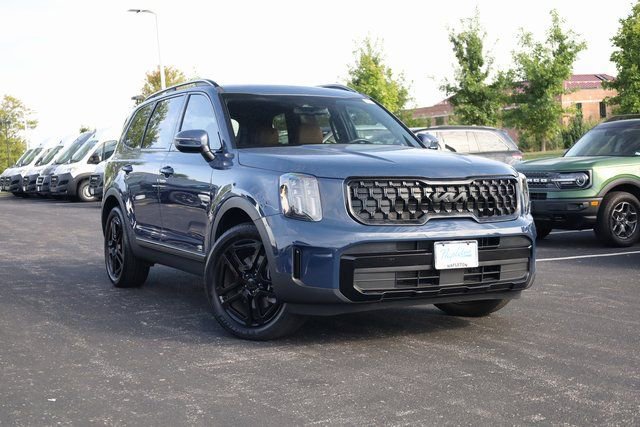 Used 2025 Kia Telluride EX X-Line image 2