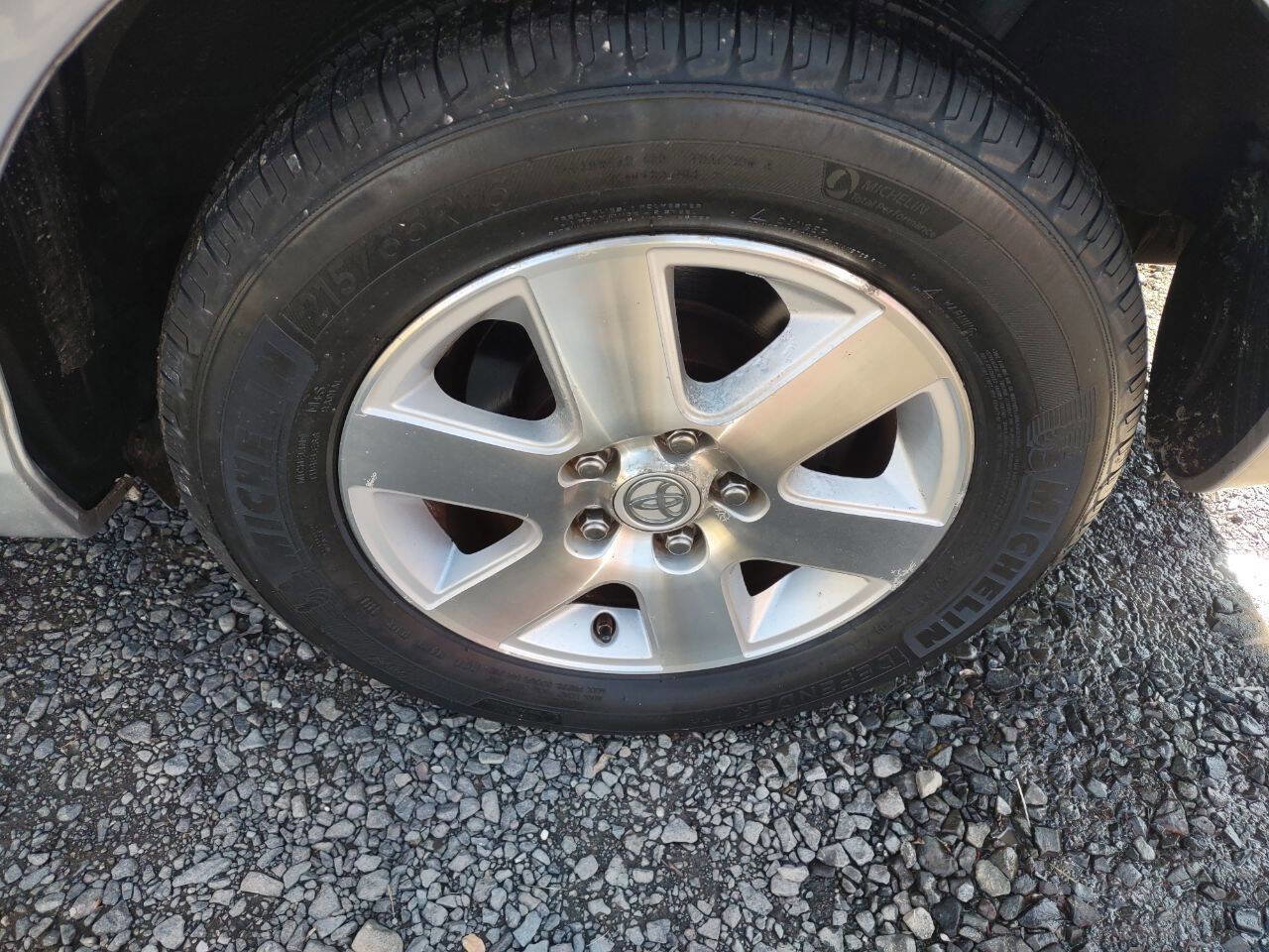 Used 2008 Toyota Sienna XLE image 31