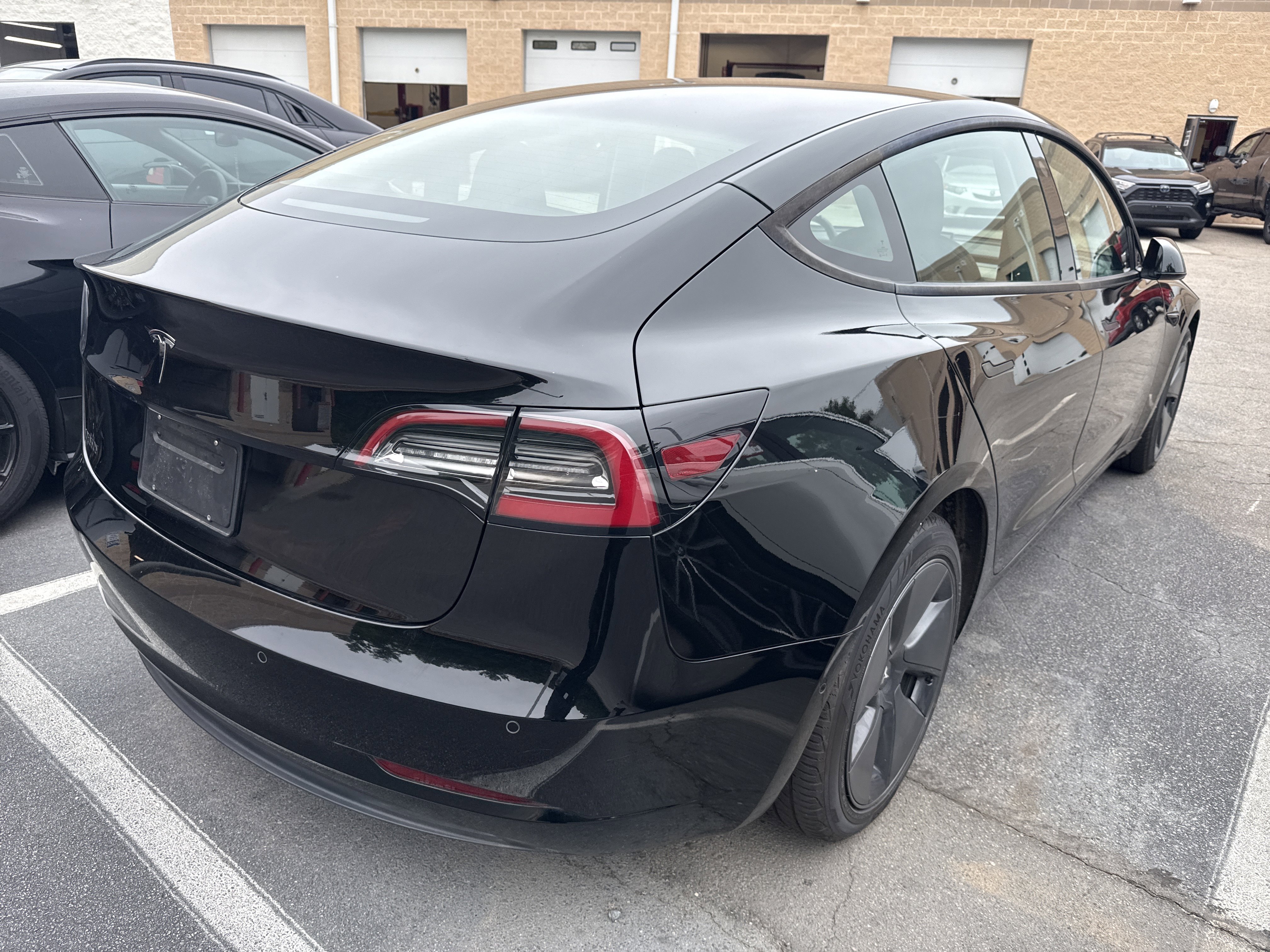 Used 2022 Tesla Model 3 RWD image 8