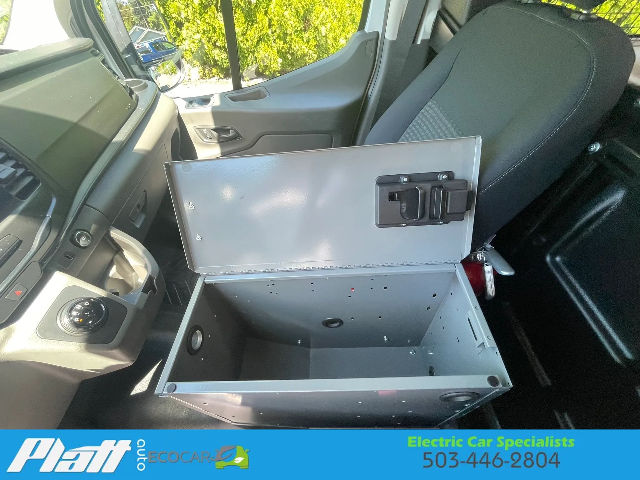 Used 2023 Ford E-Transit Low Roof RWD image 30