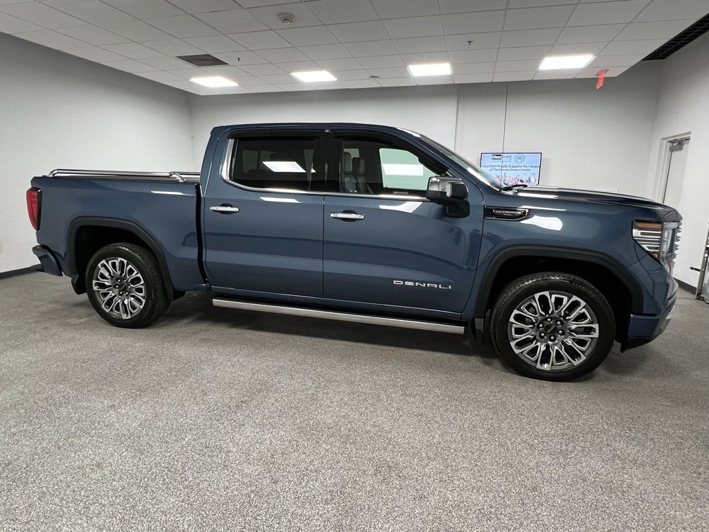 Used 2024 GMC Sierra 1500 Denali Ultimate image 15