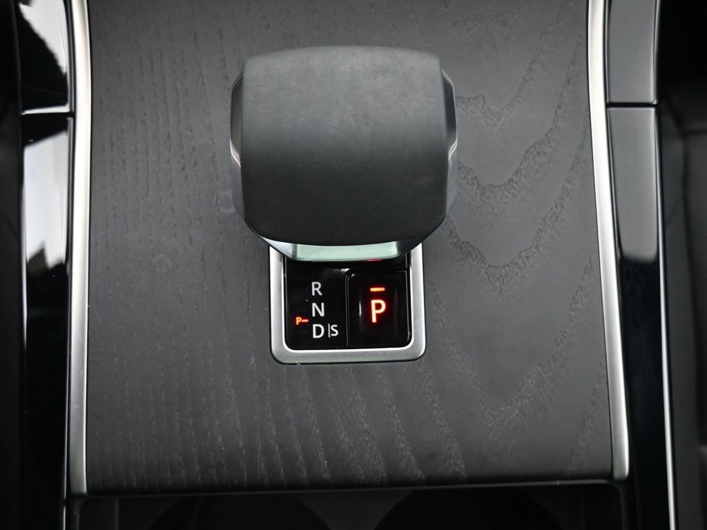 Used 2024 Land Rover Range Rover Velar Dynamic SE AWD/4WD image 19