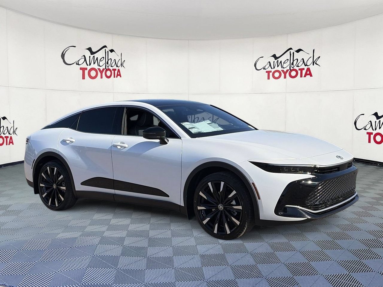 New 2026 Toyota Crown Platinum AWD/4WD image 3