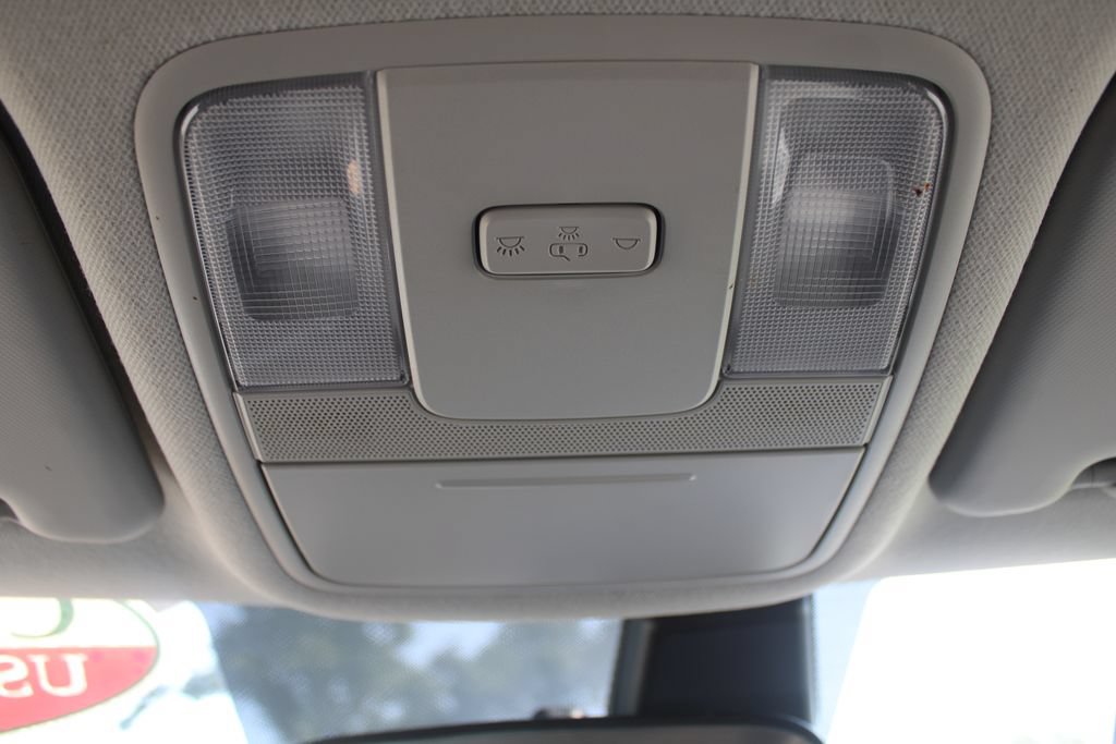 Certified 2025 Kia Soul LX w/ LX Technology Package FWD image 45