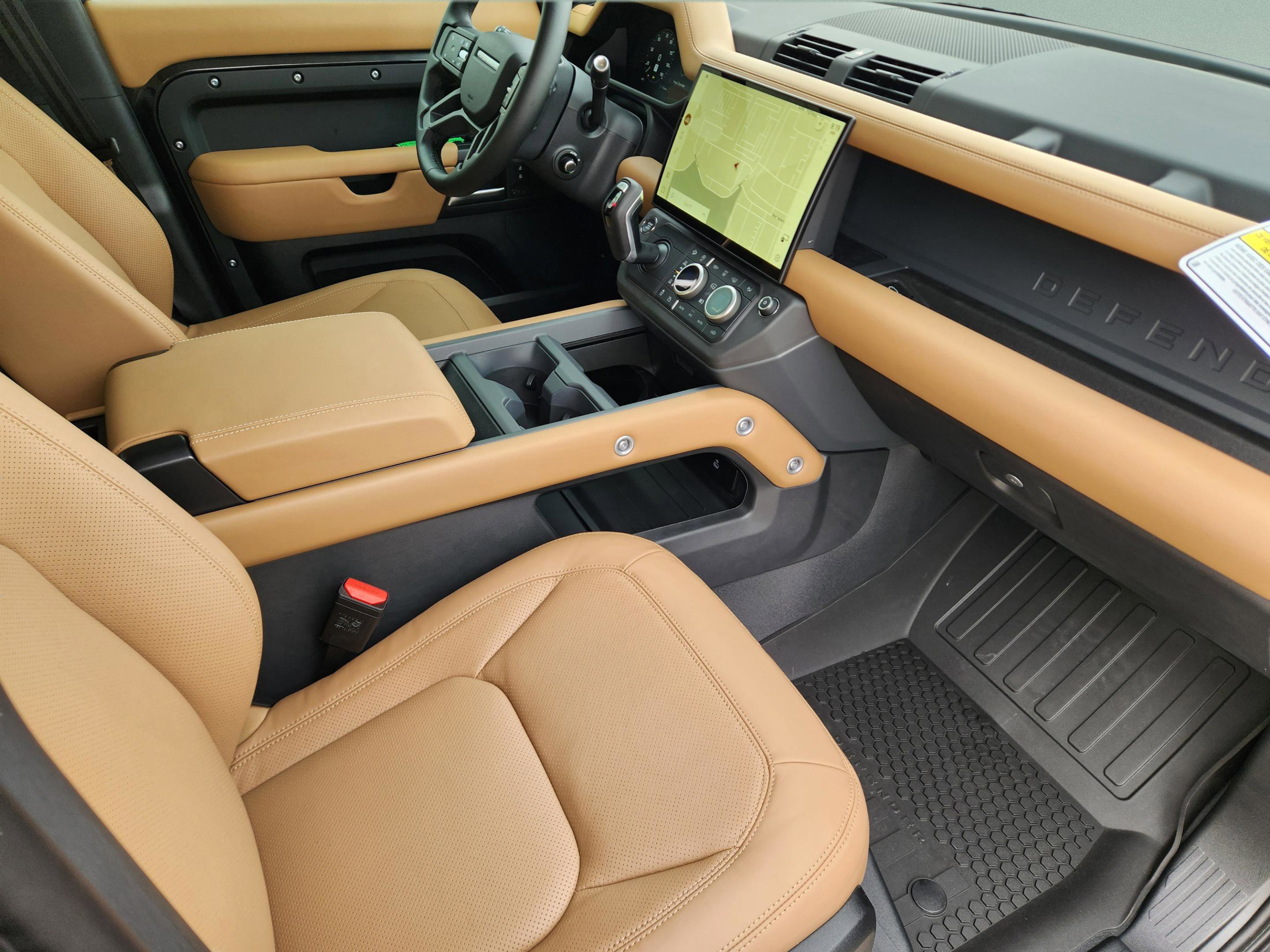 New 2026 Land Rover Defender 110 X-Dynamic SE AWD/4WD image 10