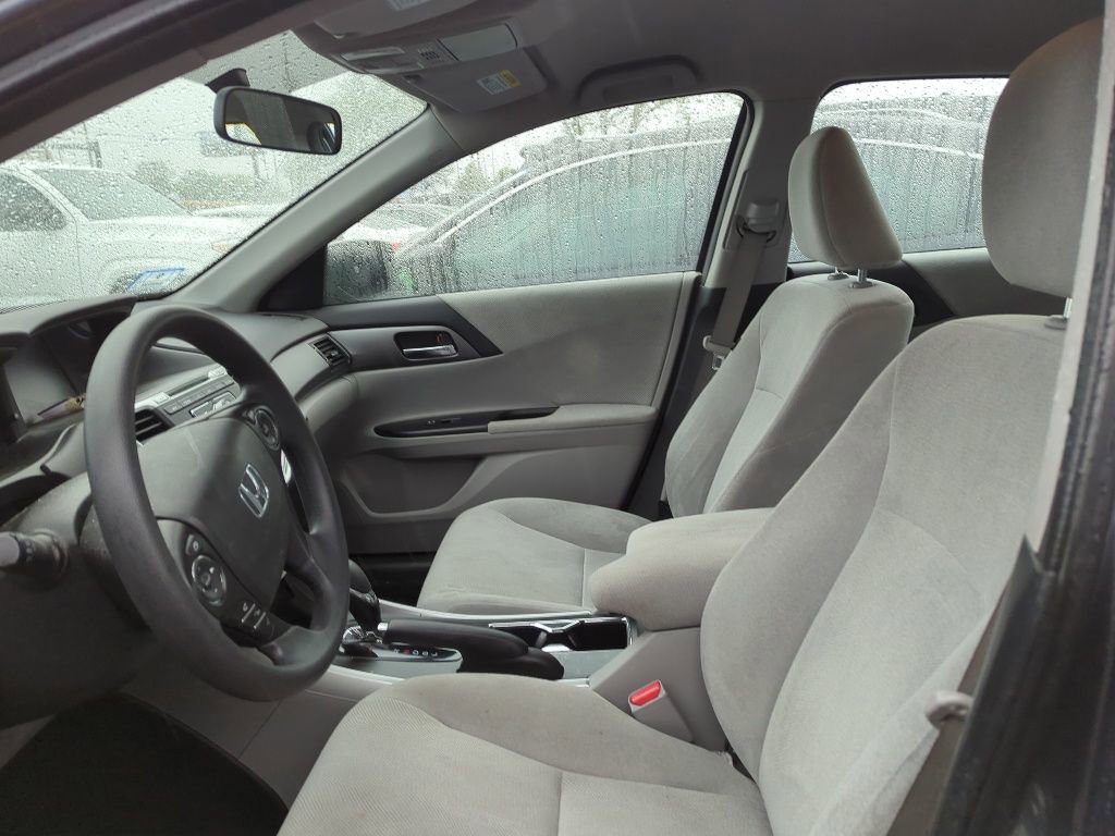 Used 2013 Honda Accord LX image 6