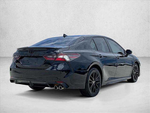 Used 2022 Toyota Camry SE FWD video 2