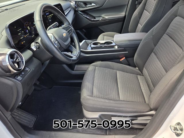 Used 2025 Chevrolet Equinox LT FWD image 9